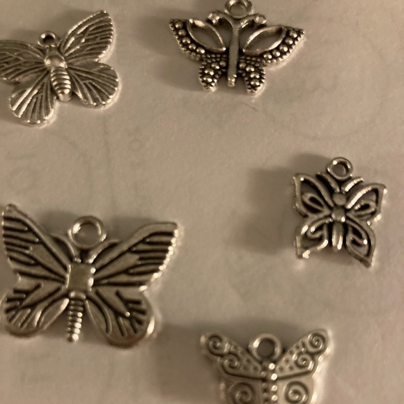 Lot of 9!charms/pendants butterfly theme for jewelry - Picture 3 of 4